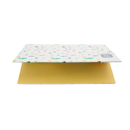 Little Big Friend 3D-Szenografie aus Karton mit dem Thema „Dschungel“.