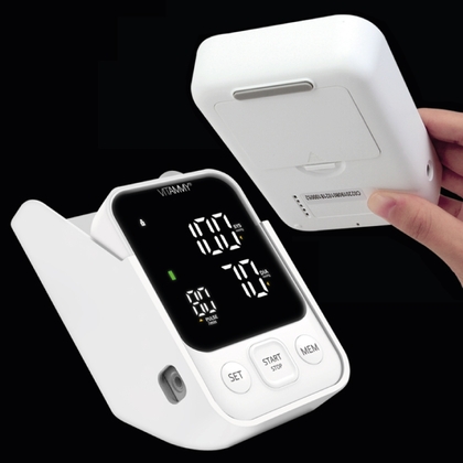 VITAMMY NEXT 7 Ramenný tlakomer s hlasovou funkciou a manžetou vyššieho štandartu