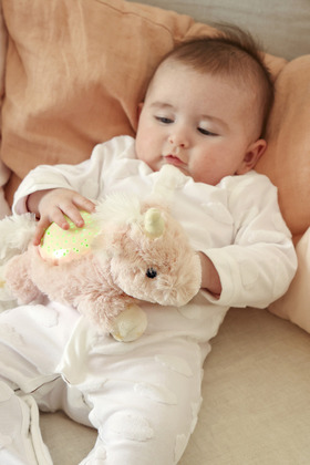 Cloud b® Dream Buddies Patch the Puppy™ Plyšová hračka/Nočné svetielko, Psík Patch, 0m+