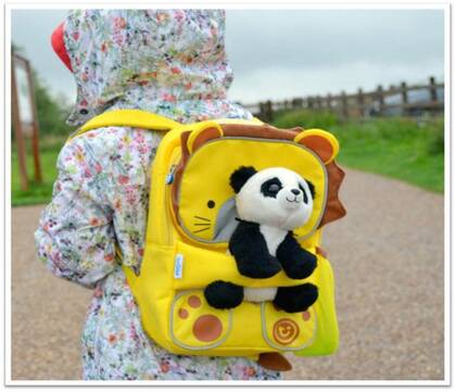 Trunki Toddlepak Batoh, Lev Leeroy, žltý