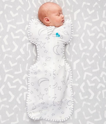 Love To Dream Swaddle UP - Schlafsack, Größe S, weiß, Weltraum STAGE1 - 1 TOG Original