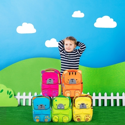 Trunki Toddlepak Batoh, Lev Leeroy, žltý