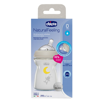 Chicco Naturalfeeling Skleněná láhev 250ml, se silikonovou savičkou, pomalý průtok 2+