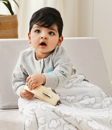 Love To Dream, Spací vak, Etapa 3, 2,5 TOG, 6-18m, šedý/obláčiky