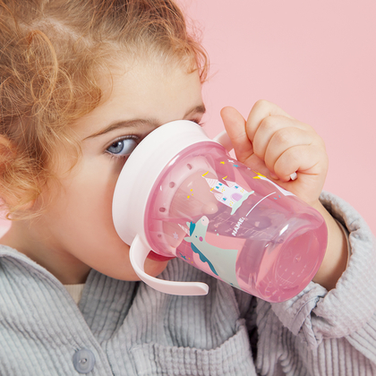 Miniland Lernbecher mit Silikontrinkaufsatz Einhorn - 260ml