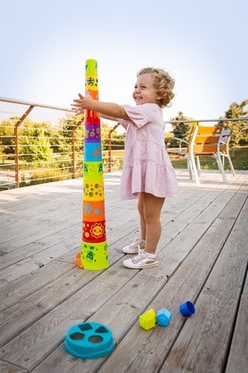 Miniland Kocky, poháriky a vedierka - rôzne tvary, 12m-2r