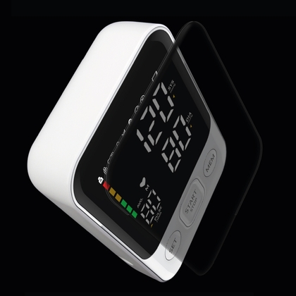 VITAMMY NEXT 7 Ramenný tlakomer s hlasovou funkciou a manžetou vyššieho štandartu