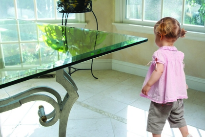 Dreambaby Silikon-Eckenschutz für Glastische/-regale – 4 Stk