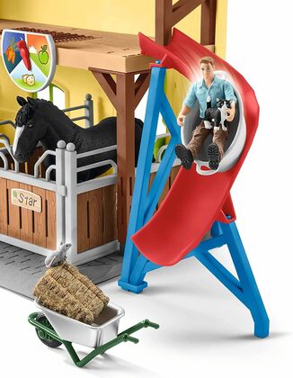 Schleich Stall für Pferde mit Zubehör