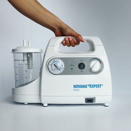 NOVAMA EXPERT ESUX 7E-C Elektrische Absaugung, die aus dem Netz betrieben wird