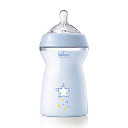 Chicco Naturalfeeling Plastová fľaša 330ml, silikónový cumel, rýchly prietok 6+, modrá