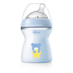 Chicco Naturalfeeling Plastová fľaša 250ml, silikónový cumel, stredný prietok 2+, modrá