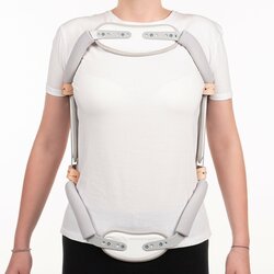 QMED ONE Jewetta típusú ortopéd fűző (V háttámlással), XL-es méret