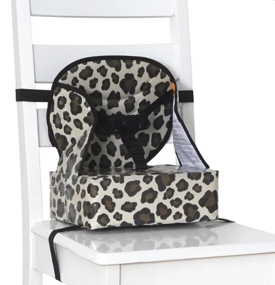 BabyToLove Cestovný podsedák Easy Up – Prenosná jedálenská stolička na cesty, Leopard