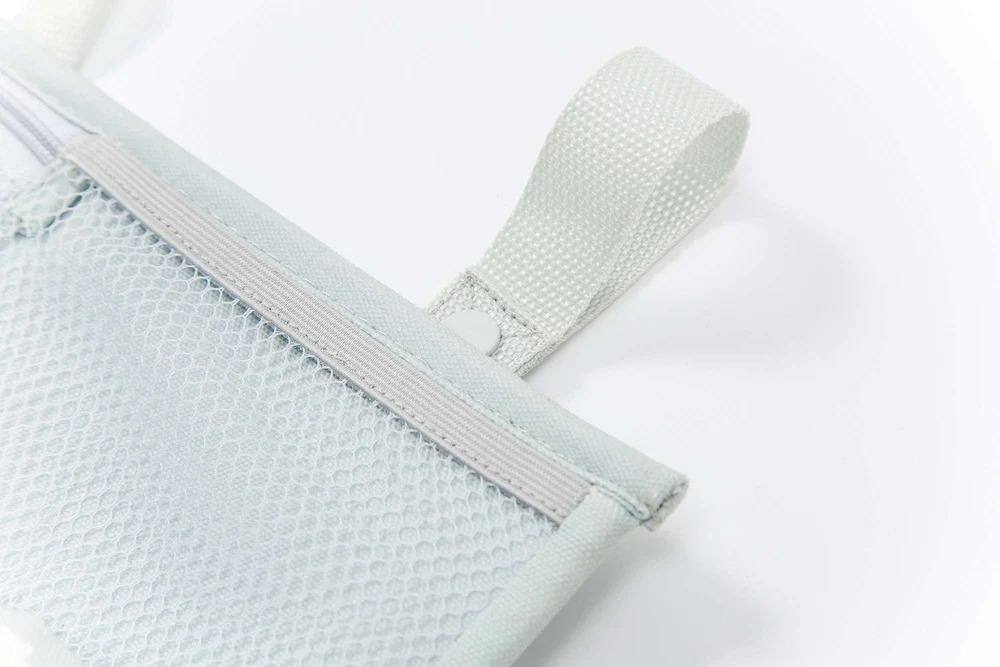 BabyToLove Prenosný organizér na postieľku / prebaľovacia taška – Green Tropic