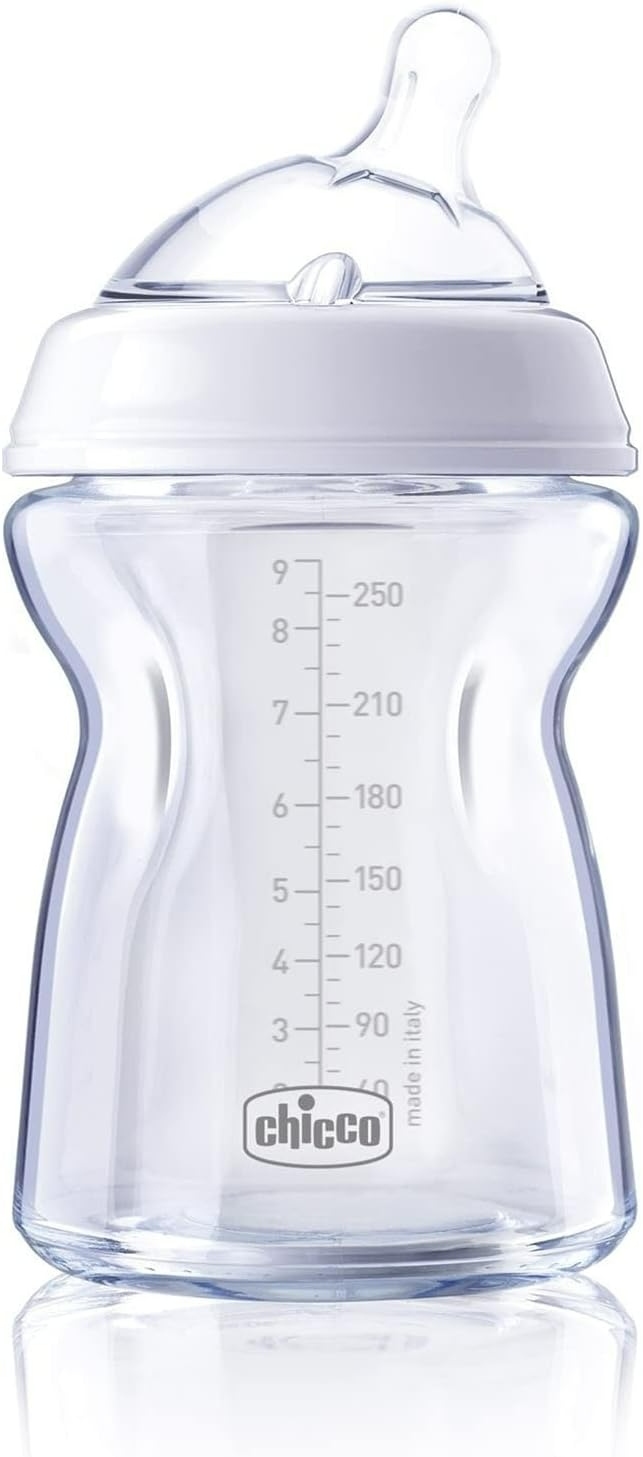 Chicco Naturalfeeling Sklenená fľaša 250ml, so silikónovým cumlíkom, pomalý prietok 2+