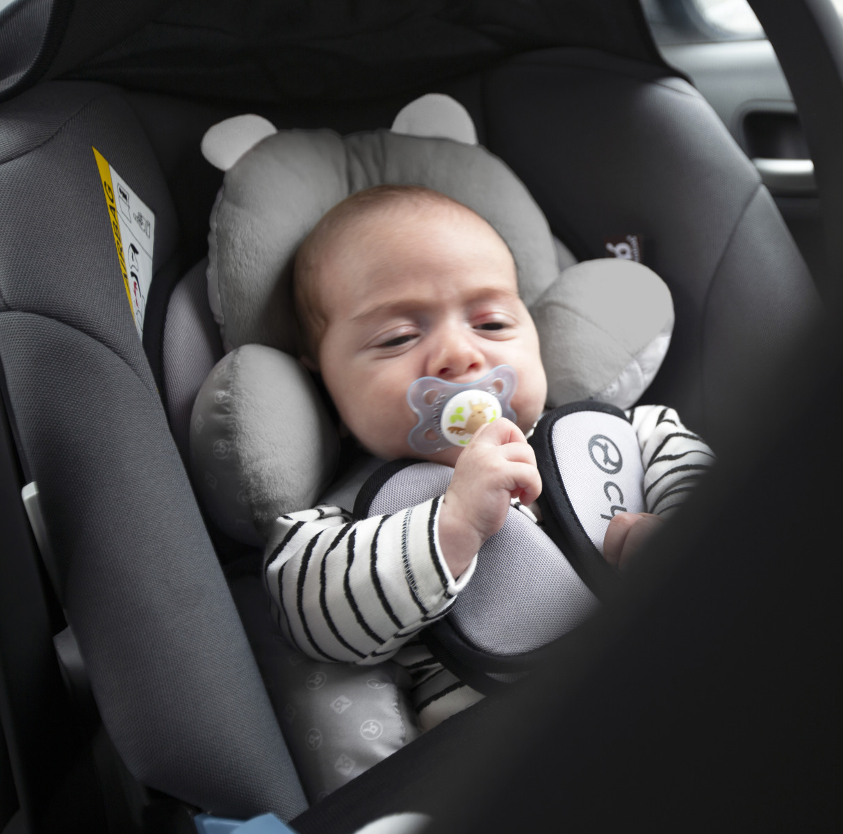 Benbat Body Support– Ergonomická obojstranná vložka do autosedačky a kočíka, 0-12m, šedá