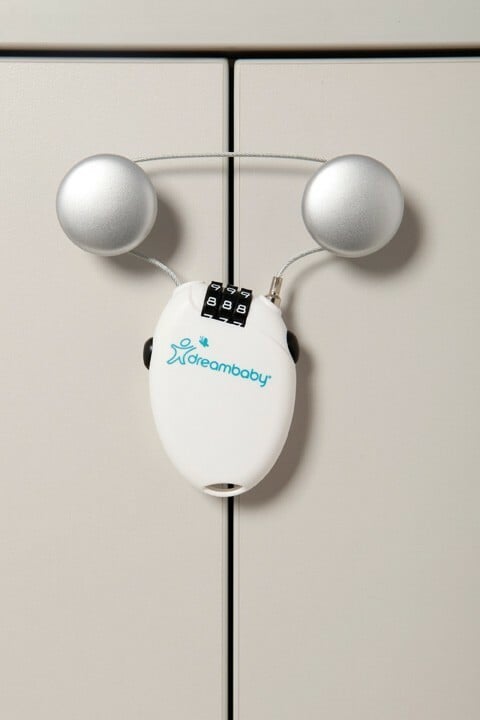 Dreambaby  Nastaviteľný bezpečnostný zámok s kódom na skrinky, 1ks