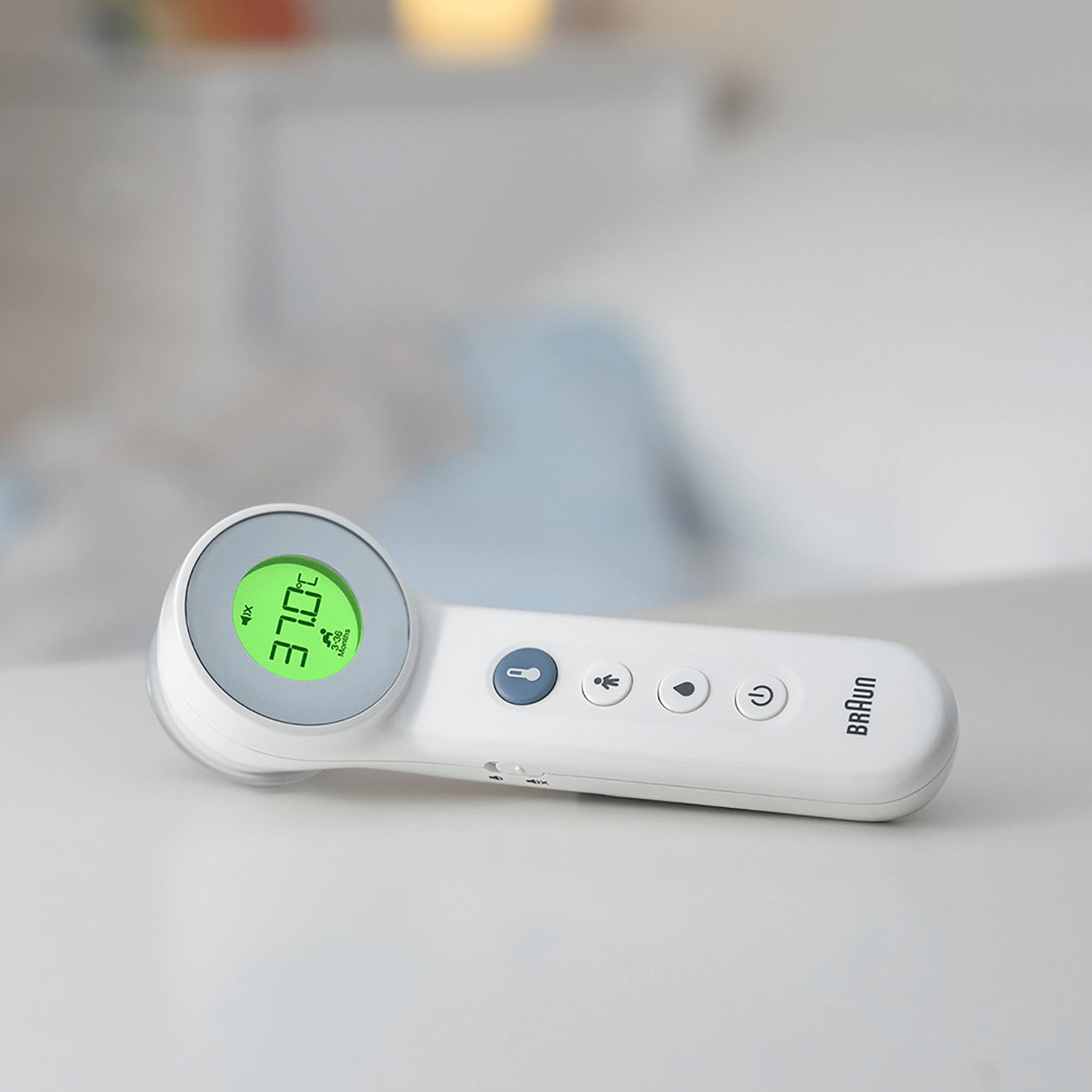 BRAUN BNT400 čelový bezdotykový teplomer s "AGE Precision" systémom, biely