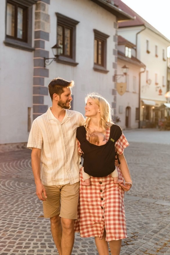 BOBA Bliss 2v1 Detský nosič, čierny