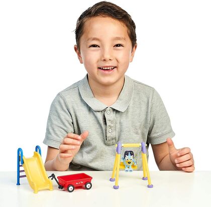 BLUEY Játék készlet - Szórakozás a parkban