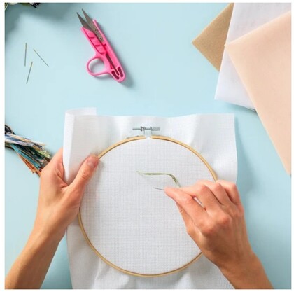 WOW BOX Kreatívna sada na vyšívanie Panda