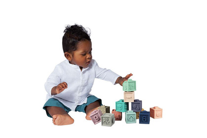 BabyToLove Meine ersten Lernwürfel – weiche sensorische Würfel zur Förderung der Motorik, 12 Stück