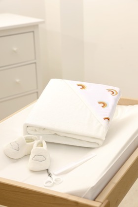 BabyToLove Bambus-Handtuch mit Kapuze für Babys und Kinder – Motiv Regenbogen