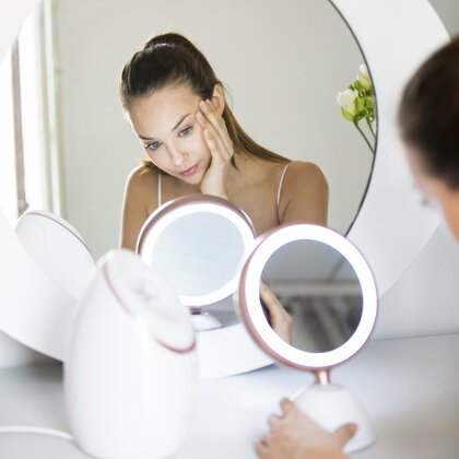 REVLON RVMR9029 Kozmetické zrkadlo so svetlom