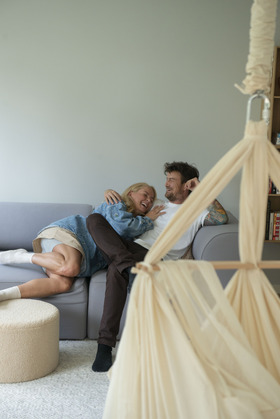 Membantu Premium Dvojitý hojdací vak pre dvojičky – Béžový