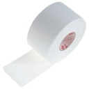 Mueller MTAPE® Tejpovací páska impregnovaná oxidem zinečnatým, bílá, šířka 2,5 cm