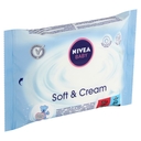 NIVEA Baby Soft &amp; Cream törlőkendő, 20 db